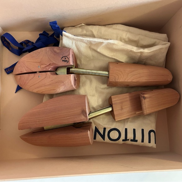 LOUIS VUITTON. Major Loafer. Mens size 9.5 - Picture 11 of 12